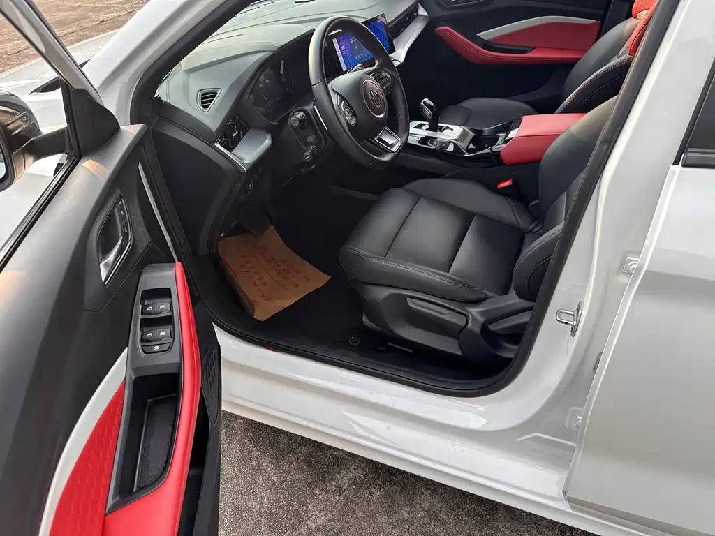 MG MG5 — миниатюра 6