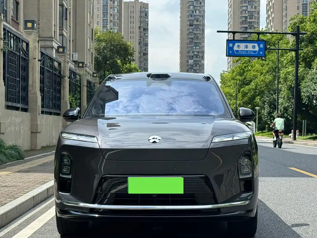 NIO ES8 — миниатюра 2