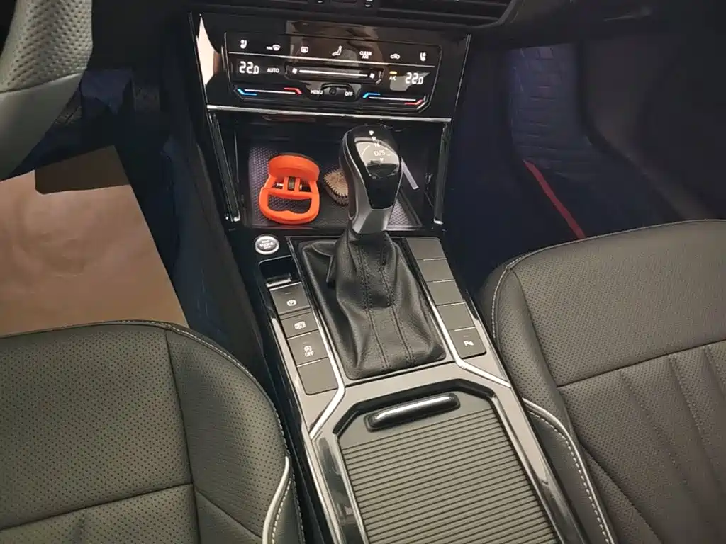 Volkswagen Passat — миниатюра 14