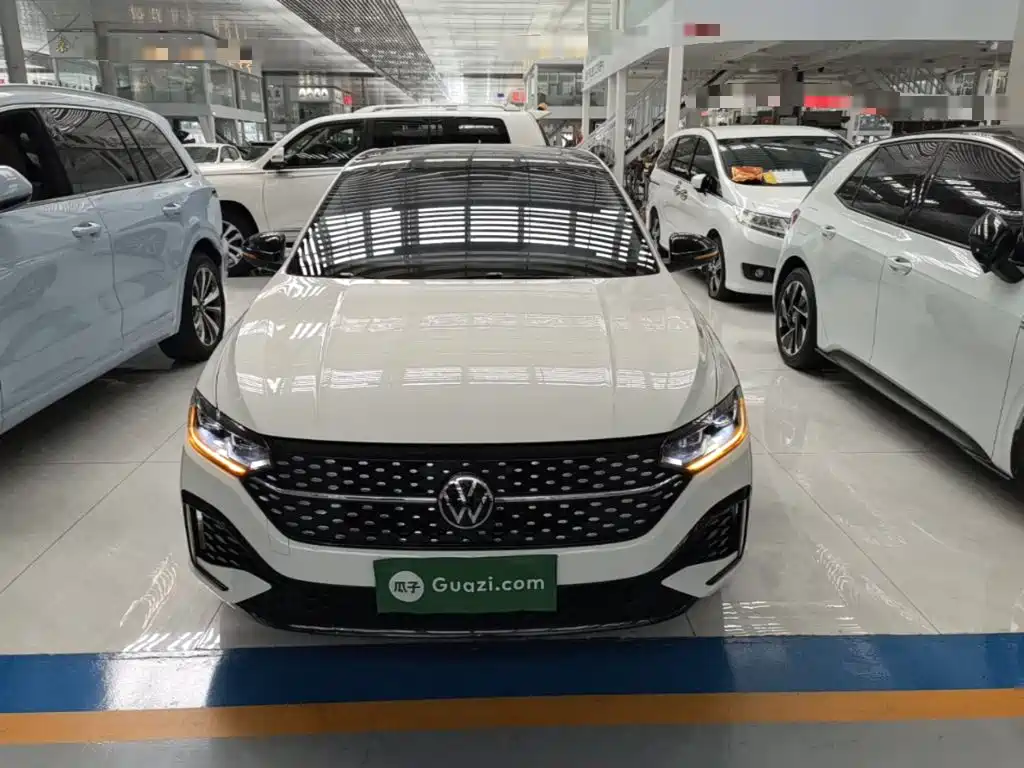 Volkswagen Lavida — миниатюра 3