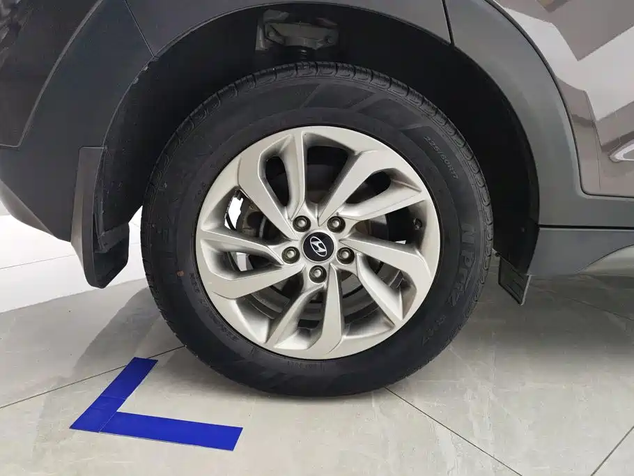 Hyundai Tucson — миниатюра 6
