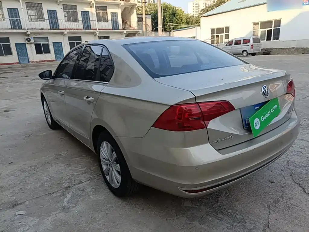 Volkswagen Bora — миниатюра 5