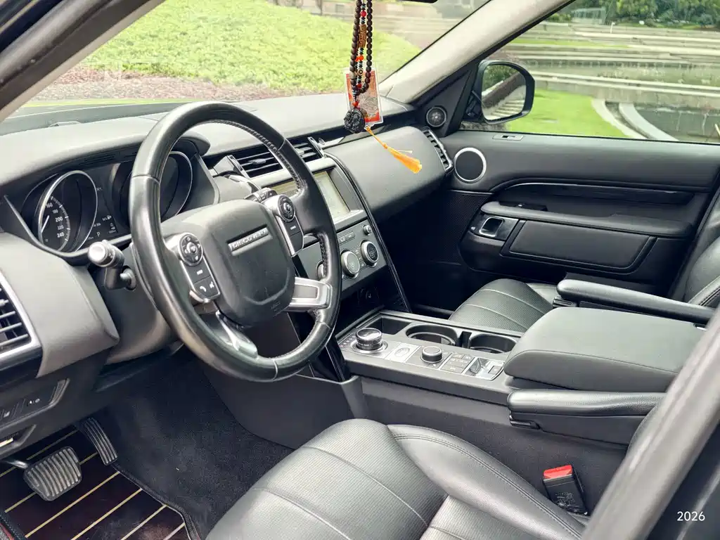 Land Rover Discovery — миниатюра 4