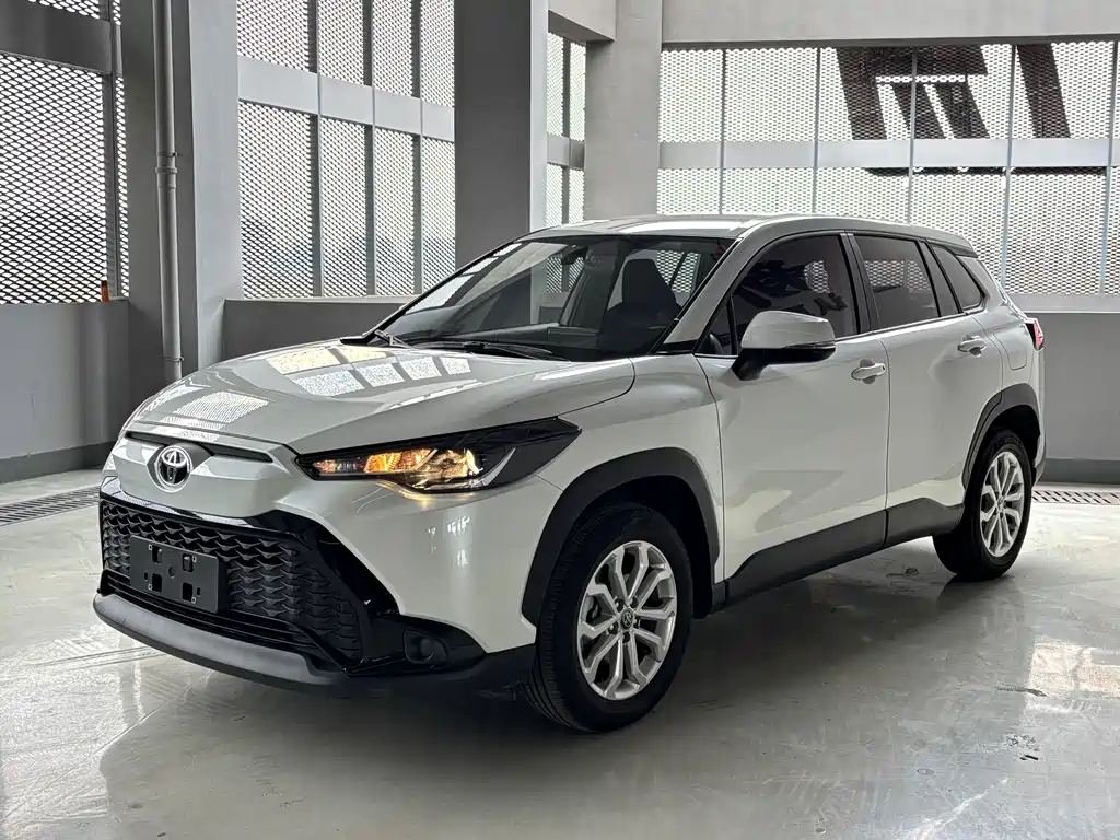 Toyota Frontlander 2024