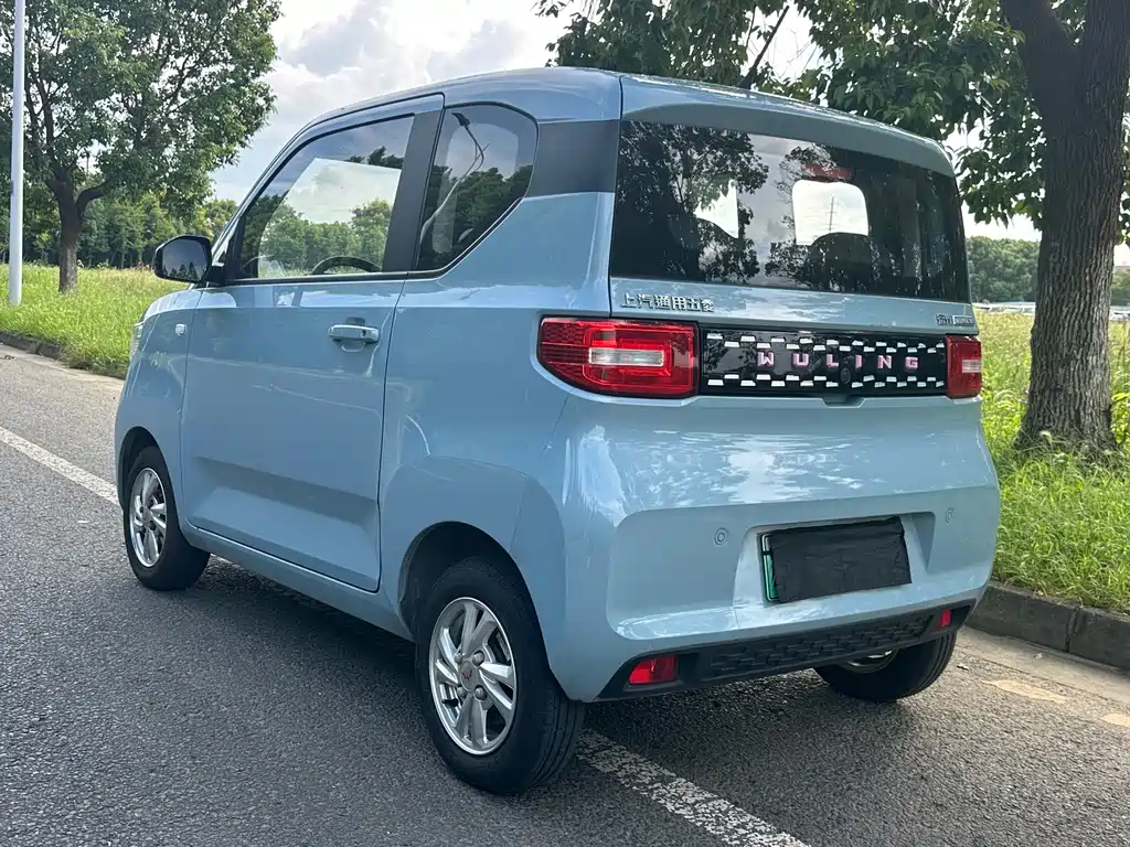 Wuling MINIEV — миниатюра 9