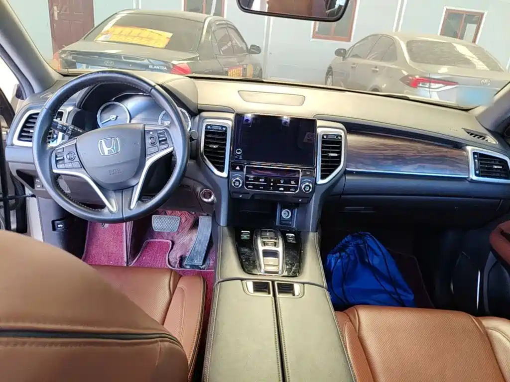 Honda UR-V — миниатюра 10