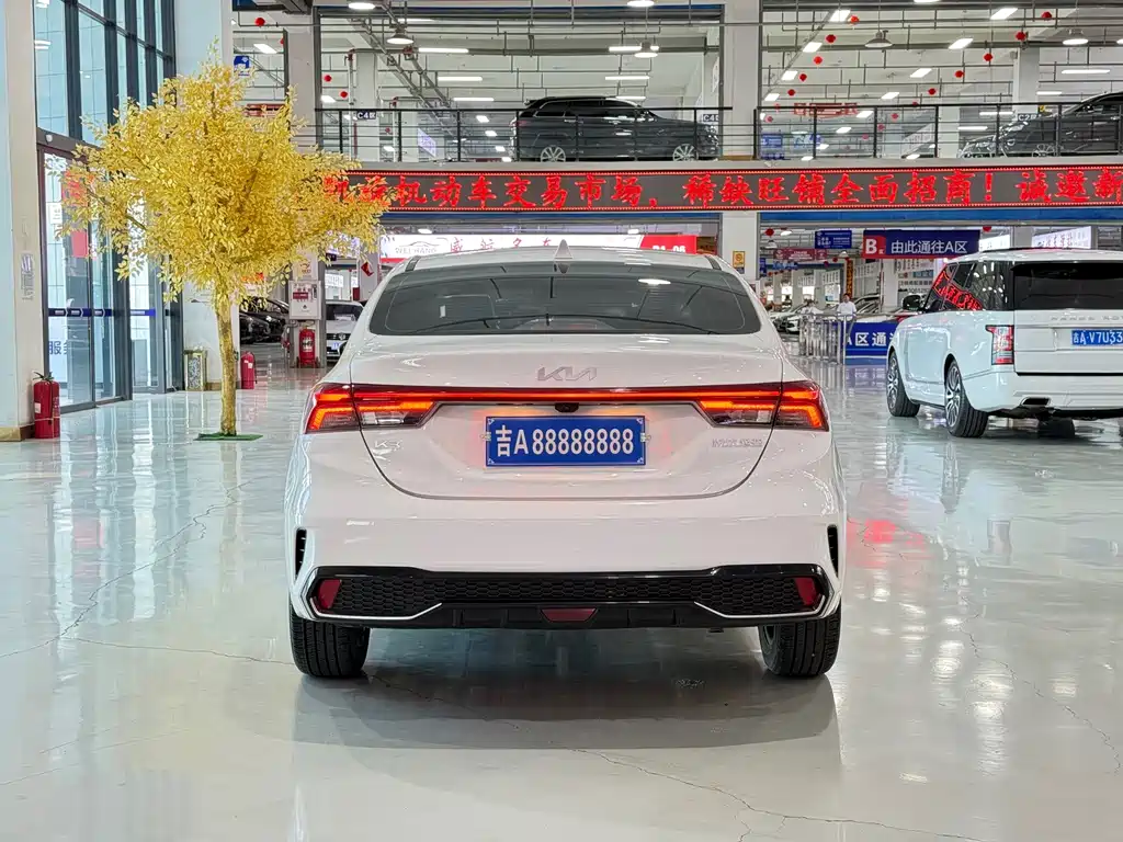 Kia K3 — миниатюра 5