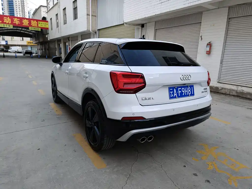 Audi Q2L — миниатюра 8