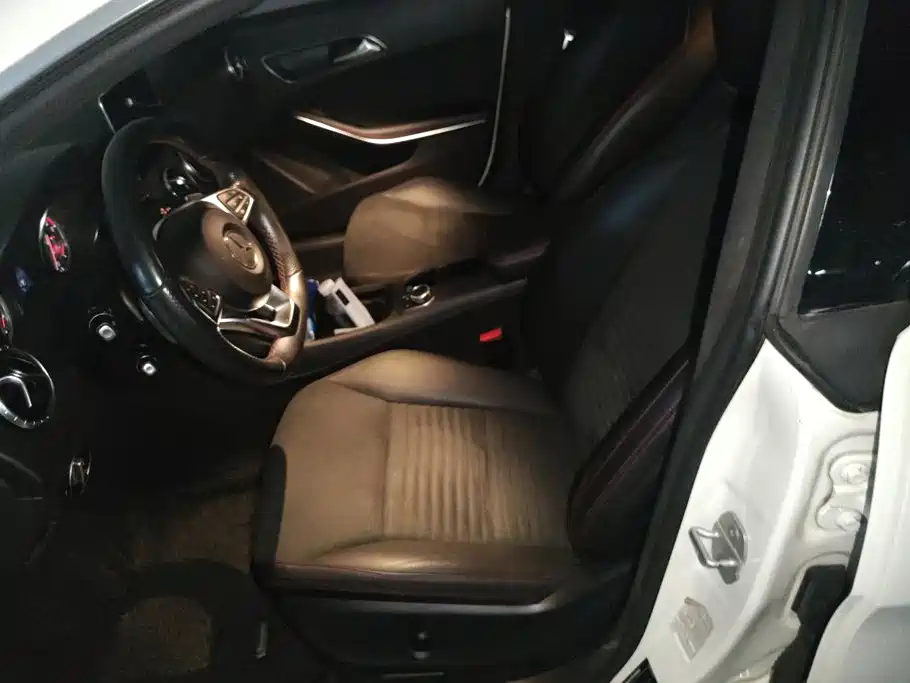 Mercedes-Benz CLA (Import) — миниатюра 9