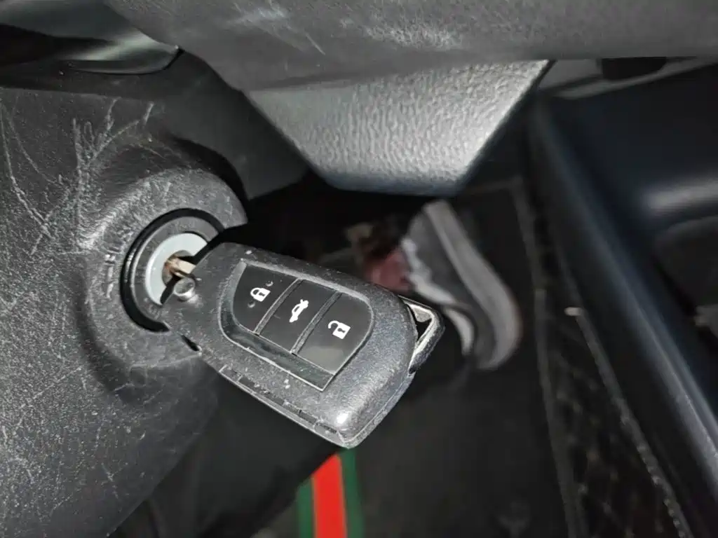 Toyota IZOA — миниатюра 9
