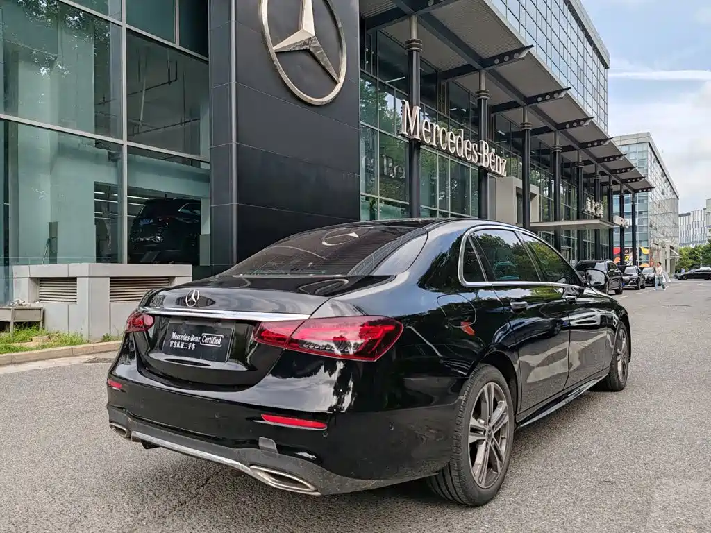 Mercedes-Benz E-Class E 2023 E 260 L Sport