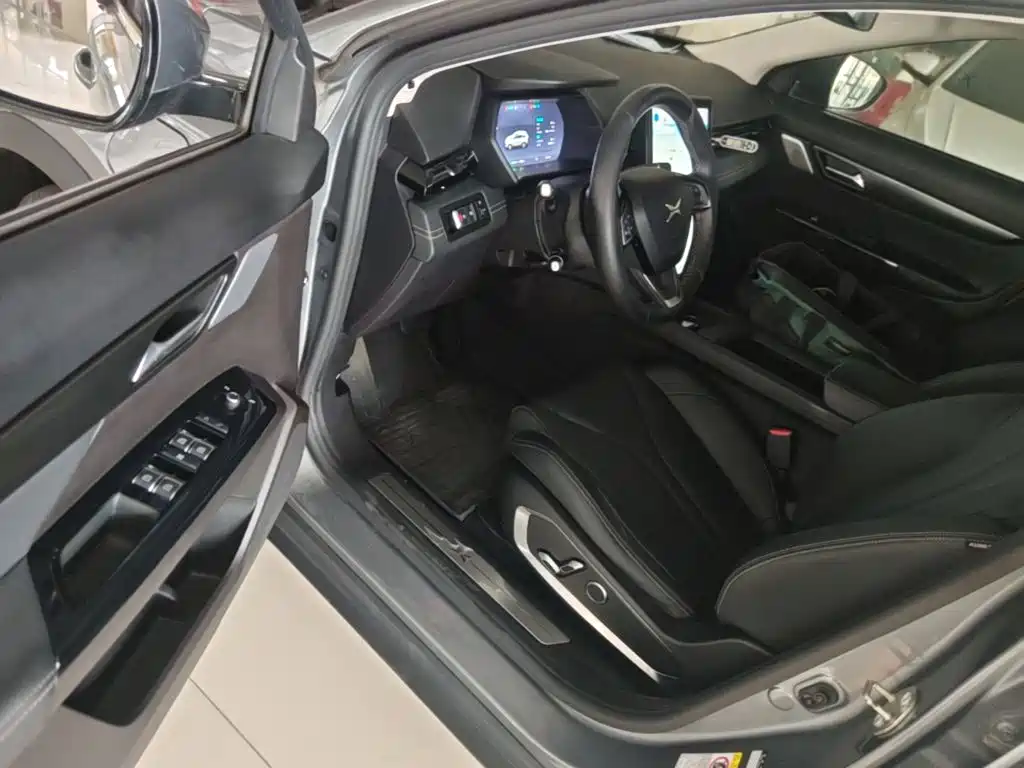 XPeng G3 — миниатюра 16