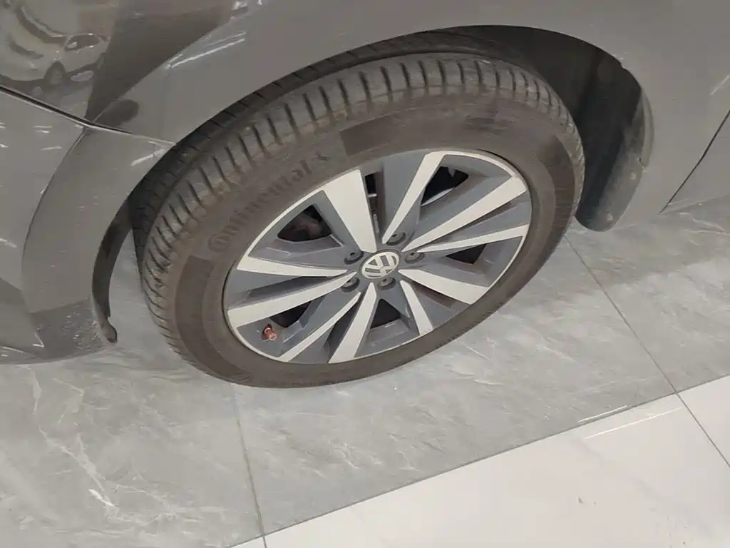 Volkswagen Sharan — миниатюра 23