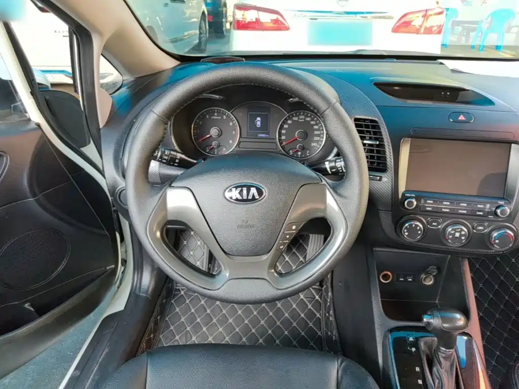 Kia K3 — миниатюра 11