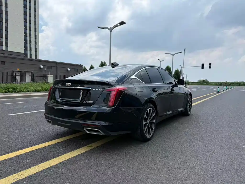 Cadillac CT5 — миниатюра 11