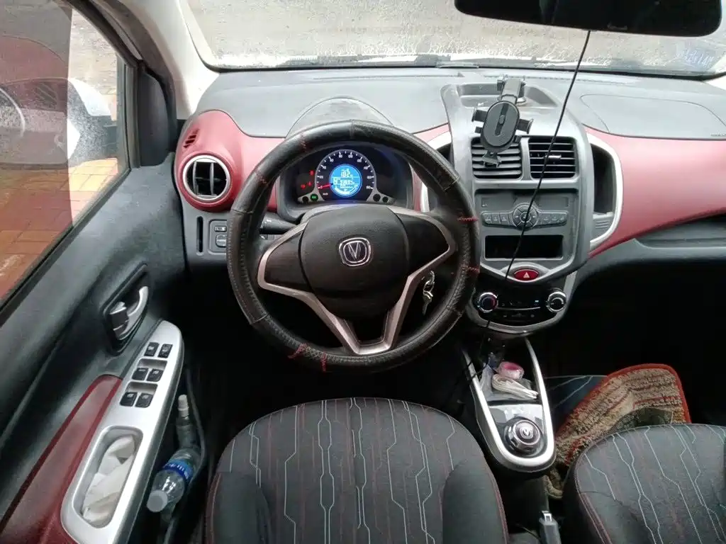 Changan EV — миниатюра 6