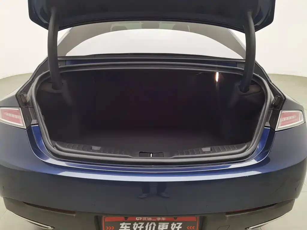 Lincoln MKZ — миниатюра 16