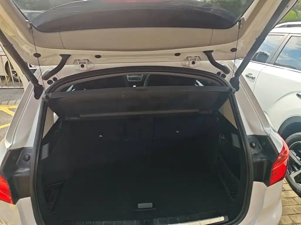 BMW X1 — миниатюра 19