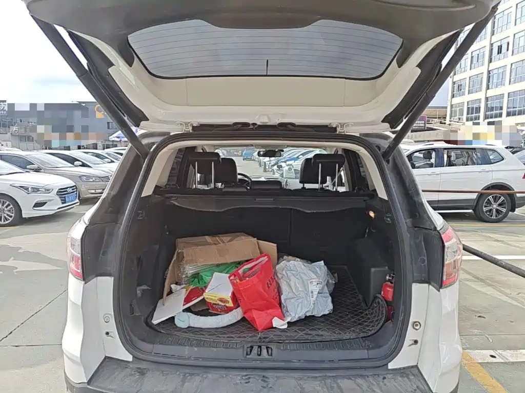 Ford Kuga — миниатюра 19