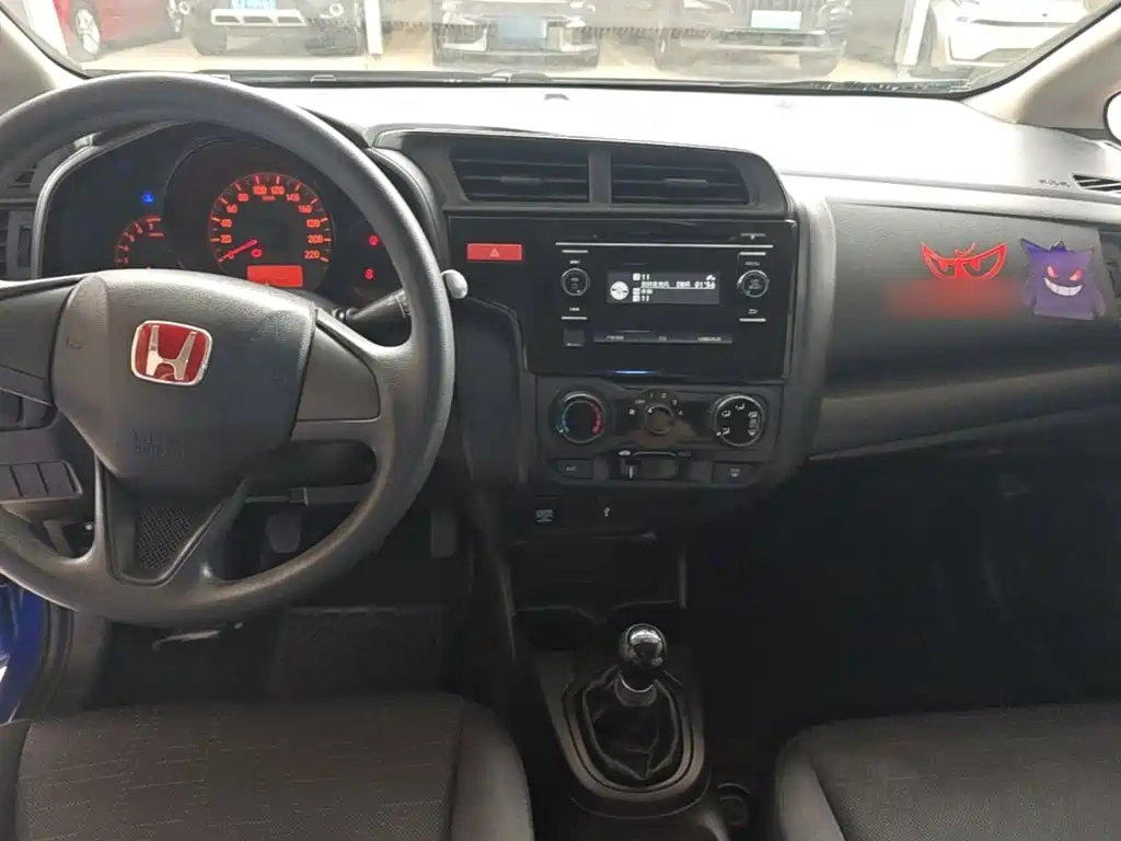Honda Fit — миниатюра 10