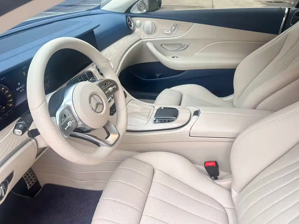 Mercedes-Benz E-Class (Import) — миниатюра 7