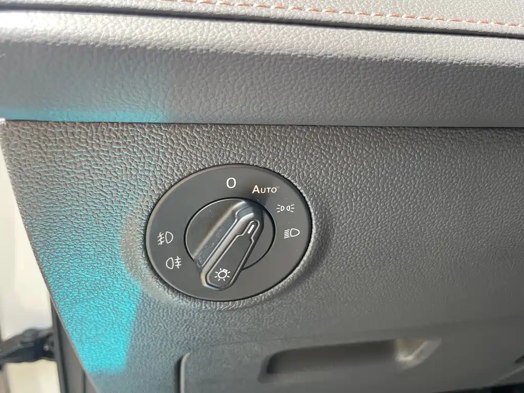 Volkswagen Tharu — миниатюра 12