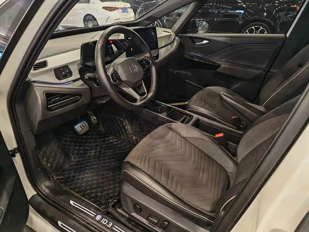 Volkswagen ID.3 — миниатюра 5
