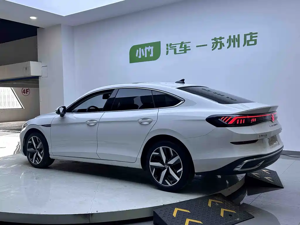 Volkswagen Lamando — миниатюра 6
