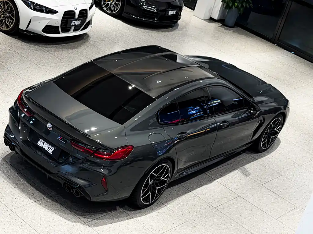 BMW M8 — миниатюра 5