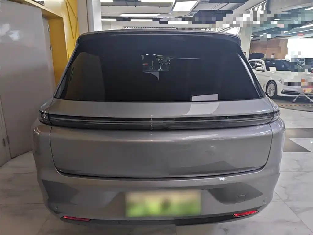 Li Auto L8 2023 Pro