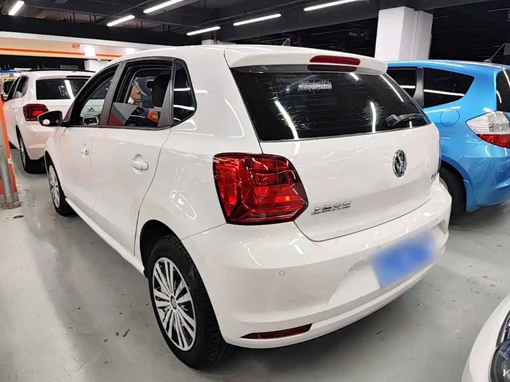 Volkswagen Polo — миниатюра 5
