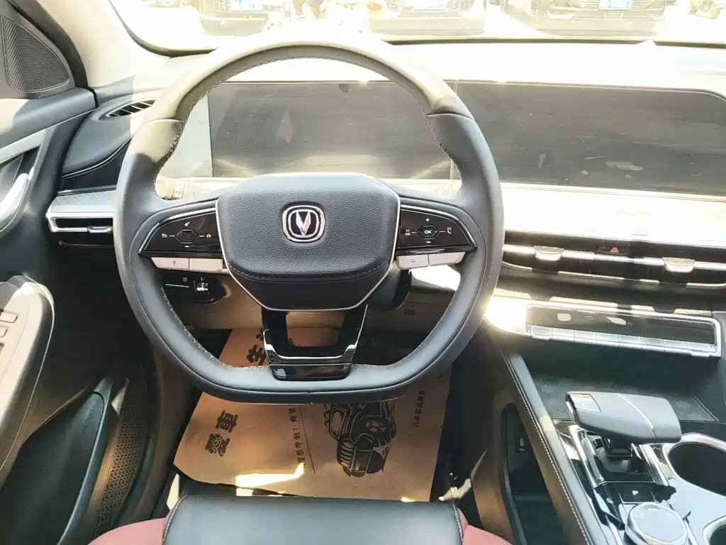 Changan Eado — миниатюра 4