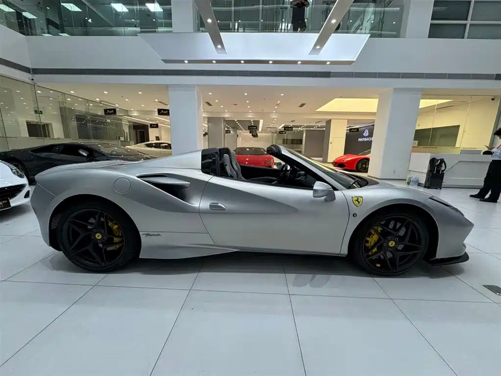 Ferrari F8 2020 Spider 3.9T V8