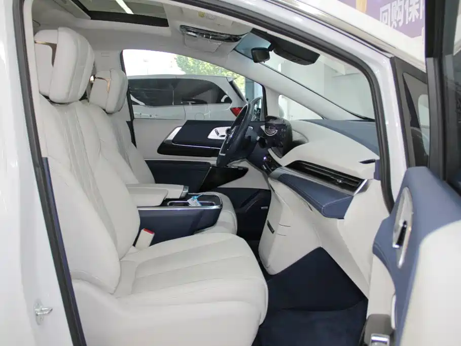 Buick Century — миниатюра 10