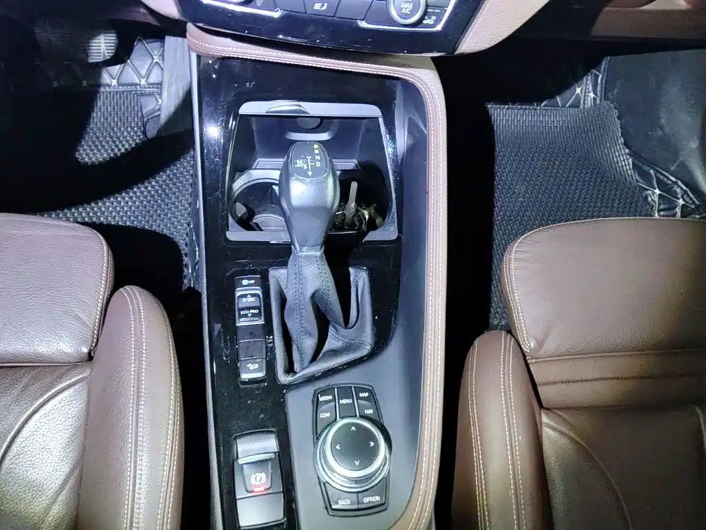BMW X1 — миниатюра 14
