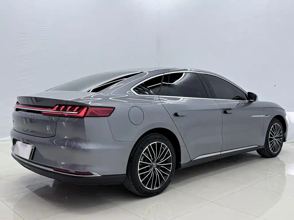 BYD Han — миниатюра 12