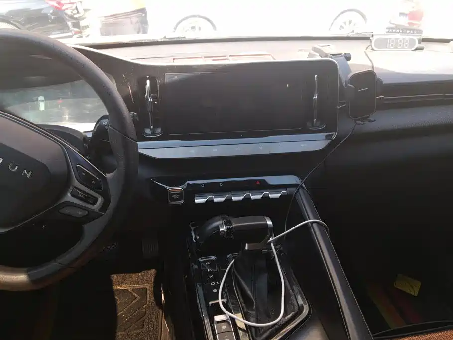 Baojun Valli — миниатюра 13