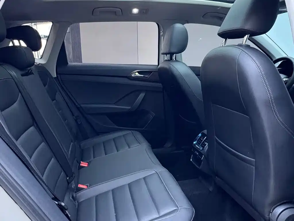 Volkswagen Tharu — миниатюра 9