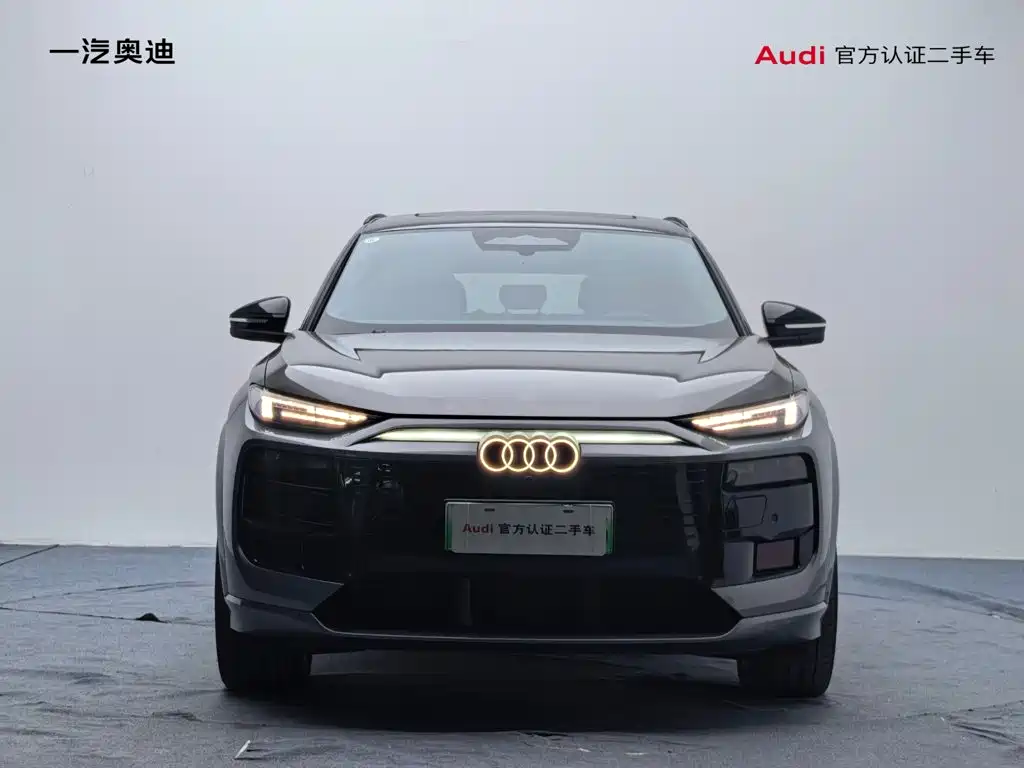 Audi Q6L e-tron — миниатюра 2