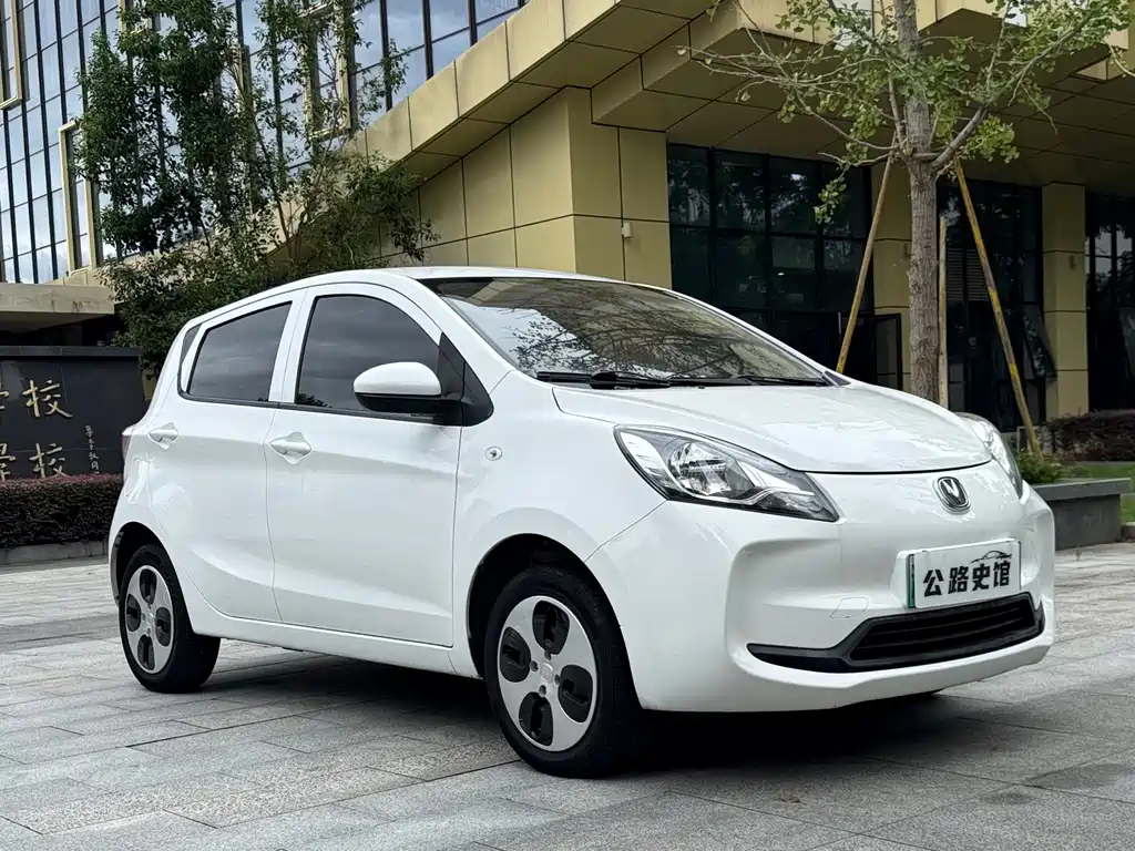 Changan Benben E-Star — миниатюра 8