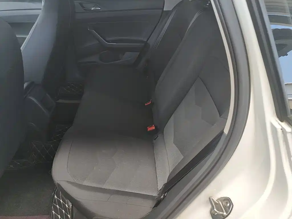 Volkswagen Polo — миниатюра 17