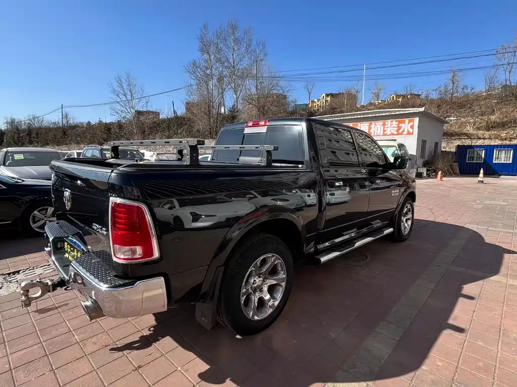 Ram Trucks 2016 5.7L AT