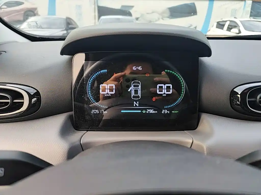 Leapmotor Leapmotor T03 — миниатюра 12