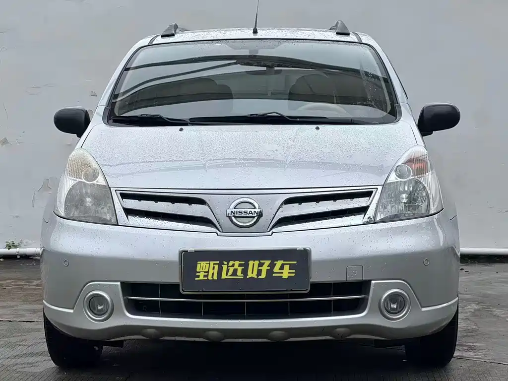 Nissan Livina — миниатюра 2