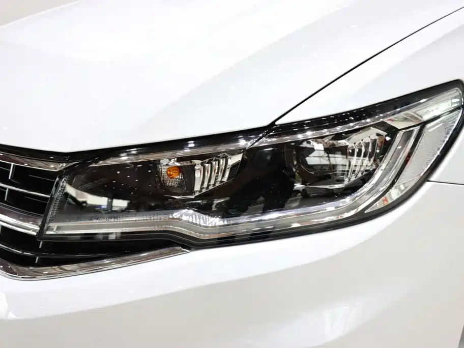 Volkswagen Bora — миниатюра 7