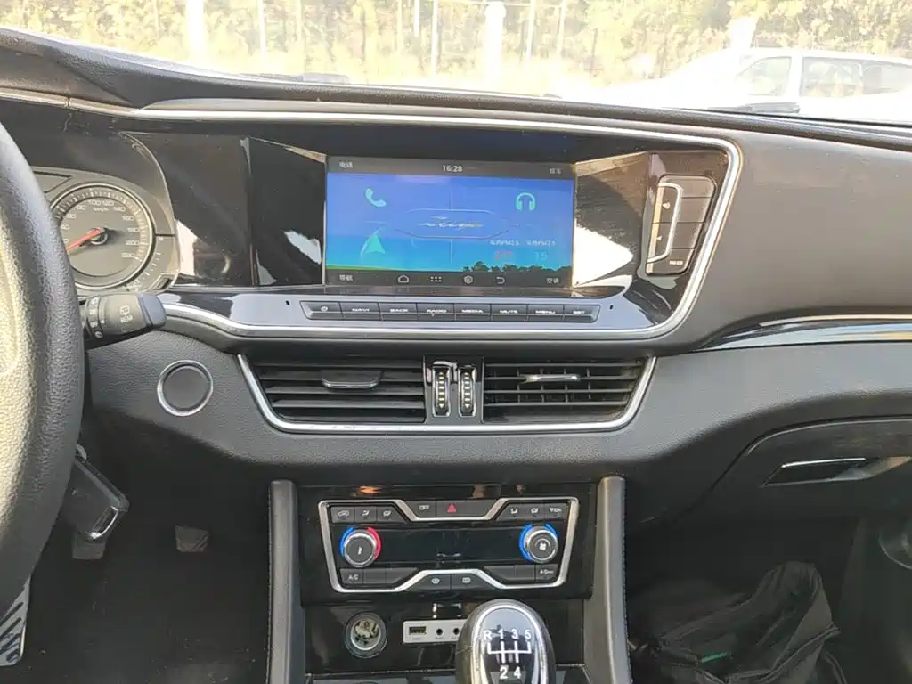 Zotye T600 Coupe — миниатюра 13