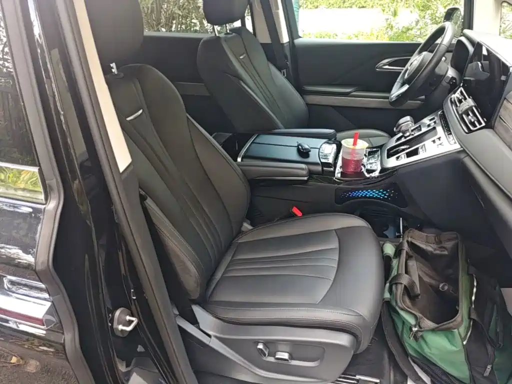 Hongqi Hongqi HQ9 PHEV — миниатюра 25