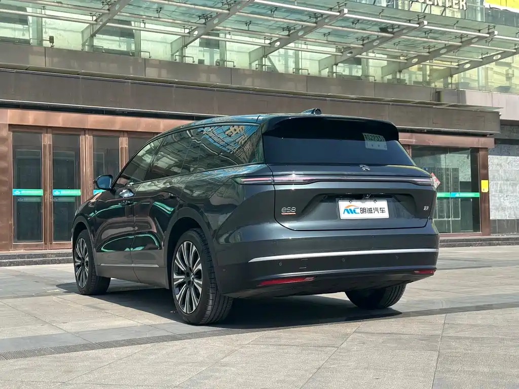 NIO NIO ES8