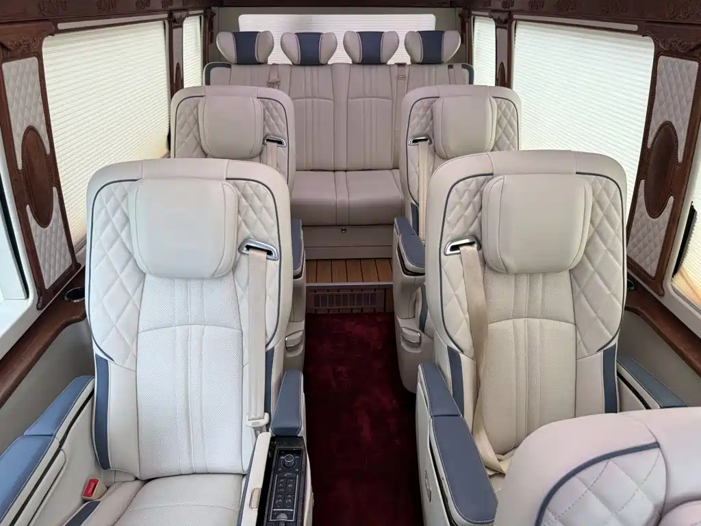 Toyota Coaster — миниатюра 30