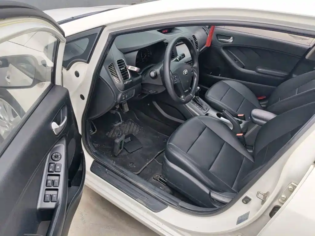 Kia K3 — миниатюра 16